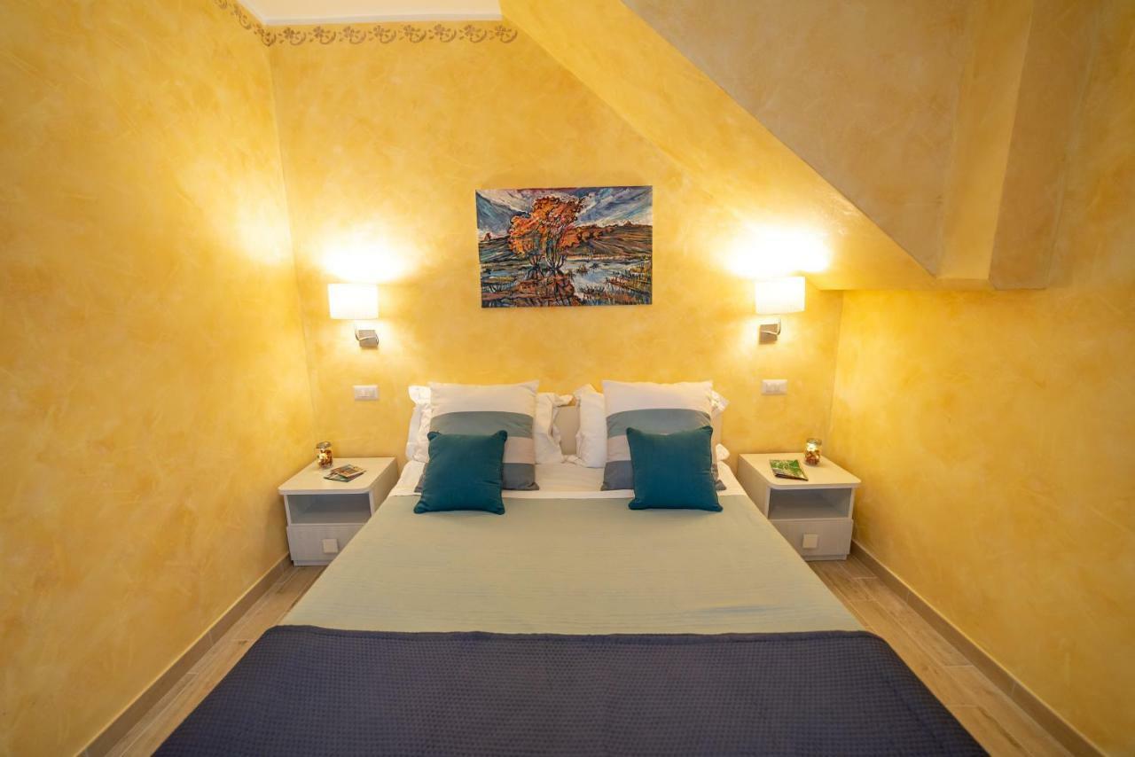 Quirino'S House Apartment Taormina Bagian luar foto